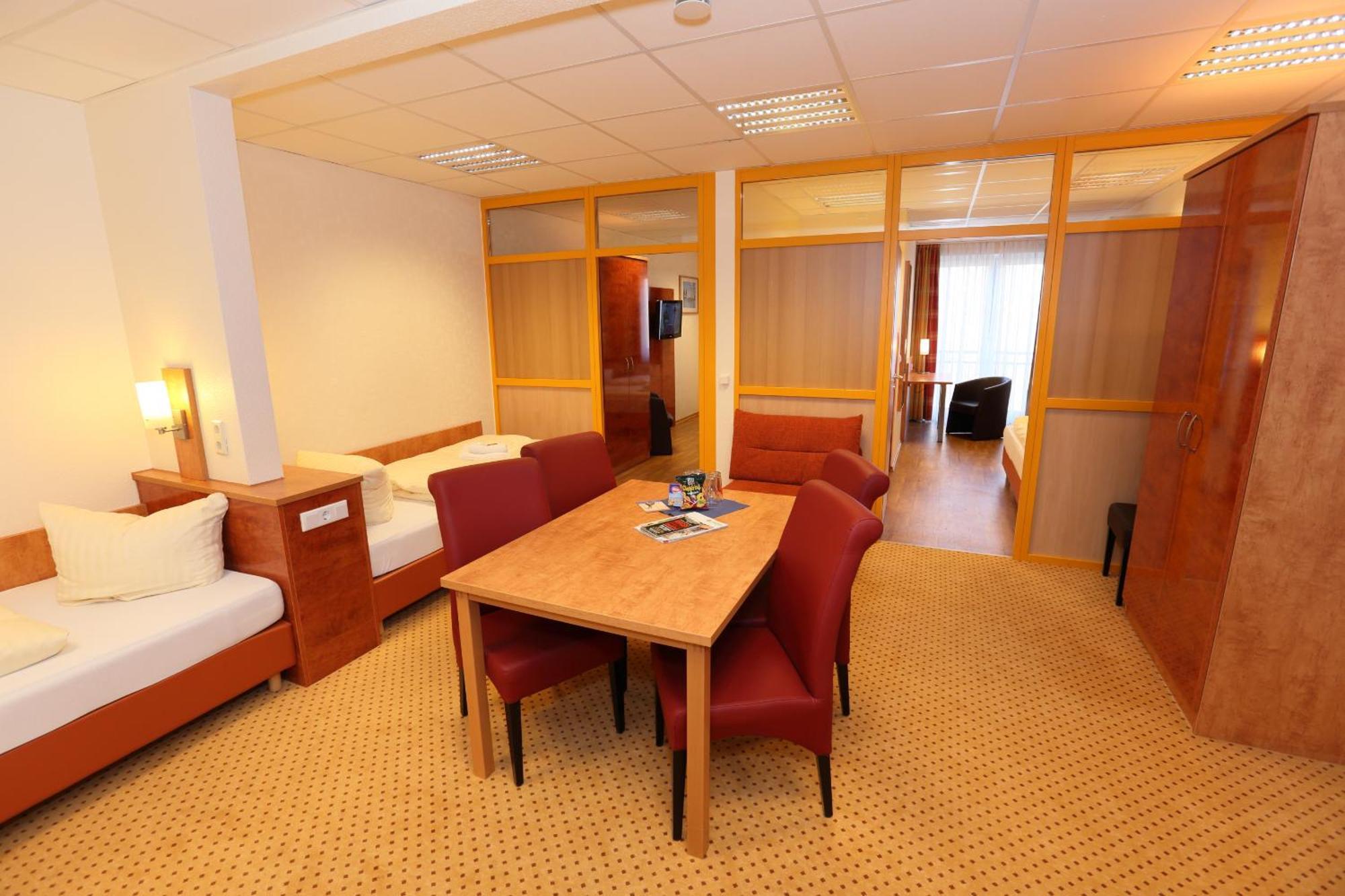 Hotel Am Holzhafen شتاده المظهر الخارجي الصورة