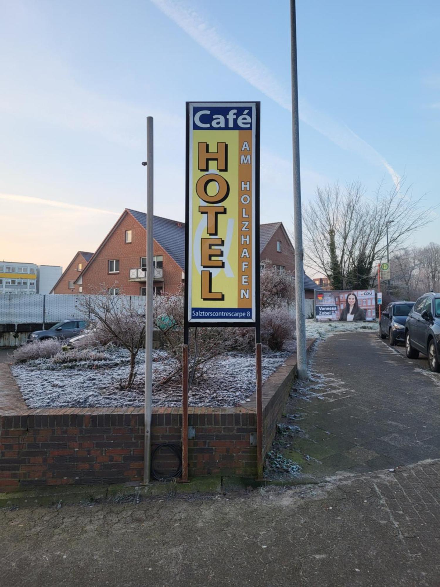 Hotel Am Holzhafen شتاده المظهر الخارجي الصورة