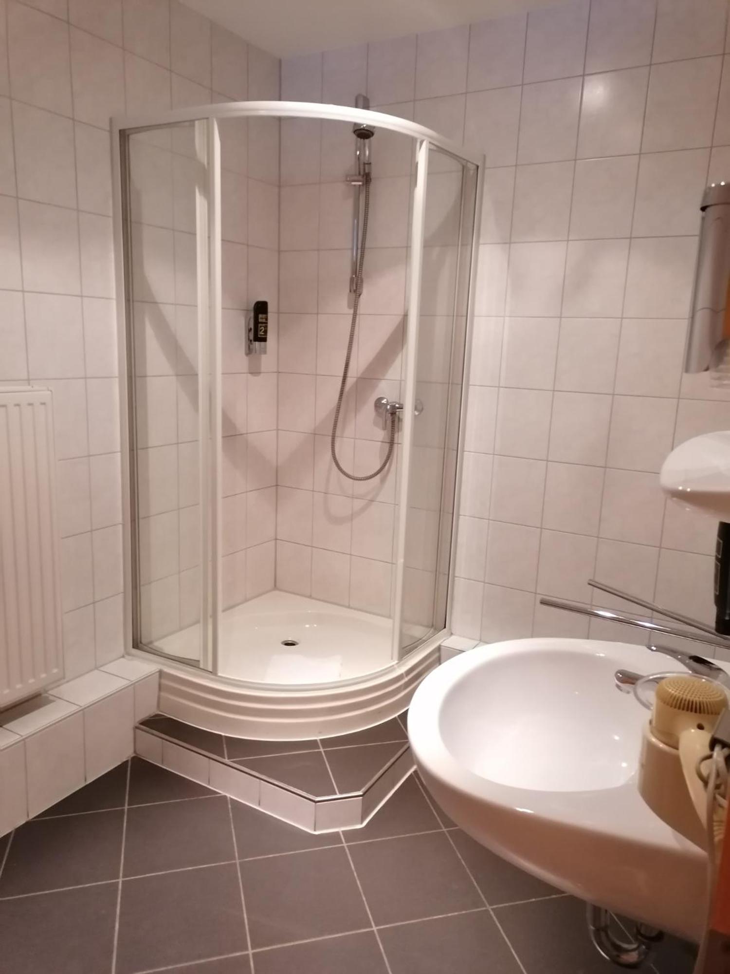 Hotel Am Holzhafen شتاده المظهر الخارجي الصورة